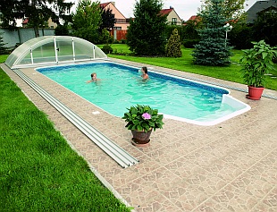 Zapuštěný bazén (MOUNTFIELD)