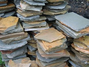 Stavební materiály: přírodní kámen - vápenec (PŘÍRODNÍ KÁMEN)