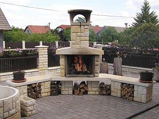 Stavebnicové zahradní krby: krb Hranatý (KÁMEN KWR KOVÁŘ) Stavebnicové zahradní krby: krb Hranatý (KÁMEN KWR KOVÁŘ)