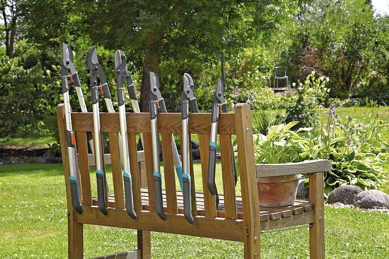 Prořez ovocných stromů: teleskopické nůžky (GARDENA) Prořez ovocných stromů: teleskopické nůžky (GARDENA)