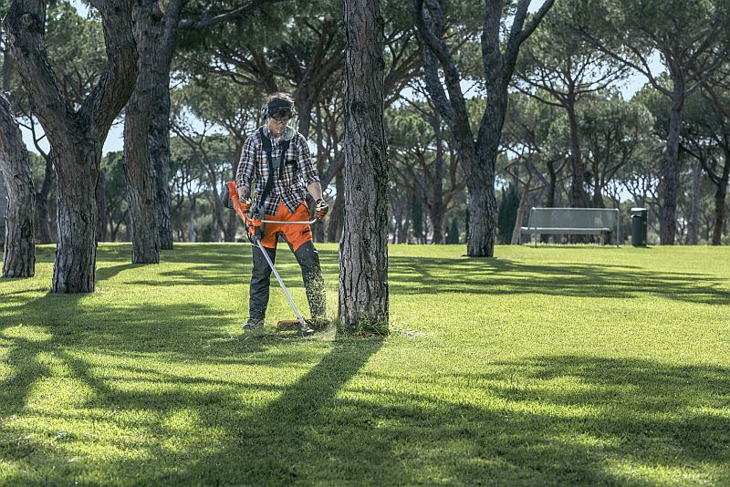 Zahradní technika - bezpečnost (HUSQVARNA)